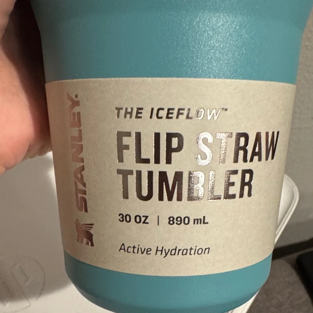 Stanley The IceFlow FlipStraw Tumbler- 30oz. Agave color - Picture 4 of 7